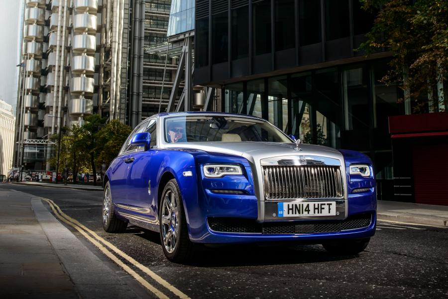  Rolls-Royce Ghost EWB 2014 года  (UK) (фото 9 из 26)